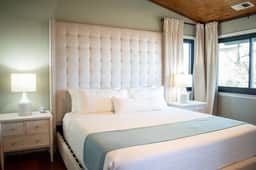 Paso Wine Oasis: Hot Tub, Sauna, King Beds, Views - Image 5